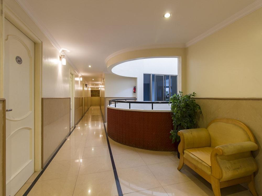 Vaishnavi Residency Hotel Bangalore Exterior foto
