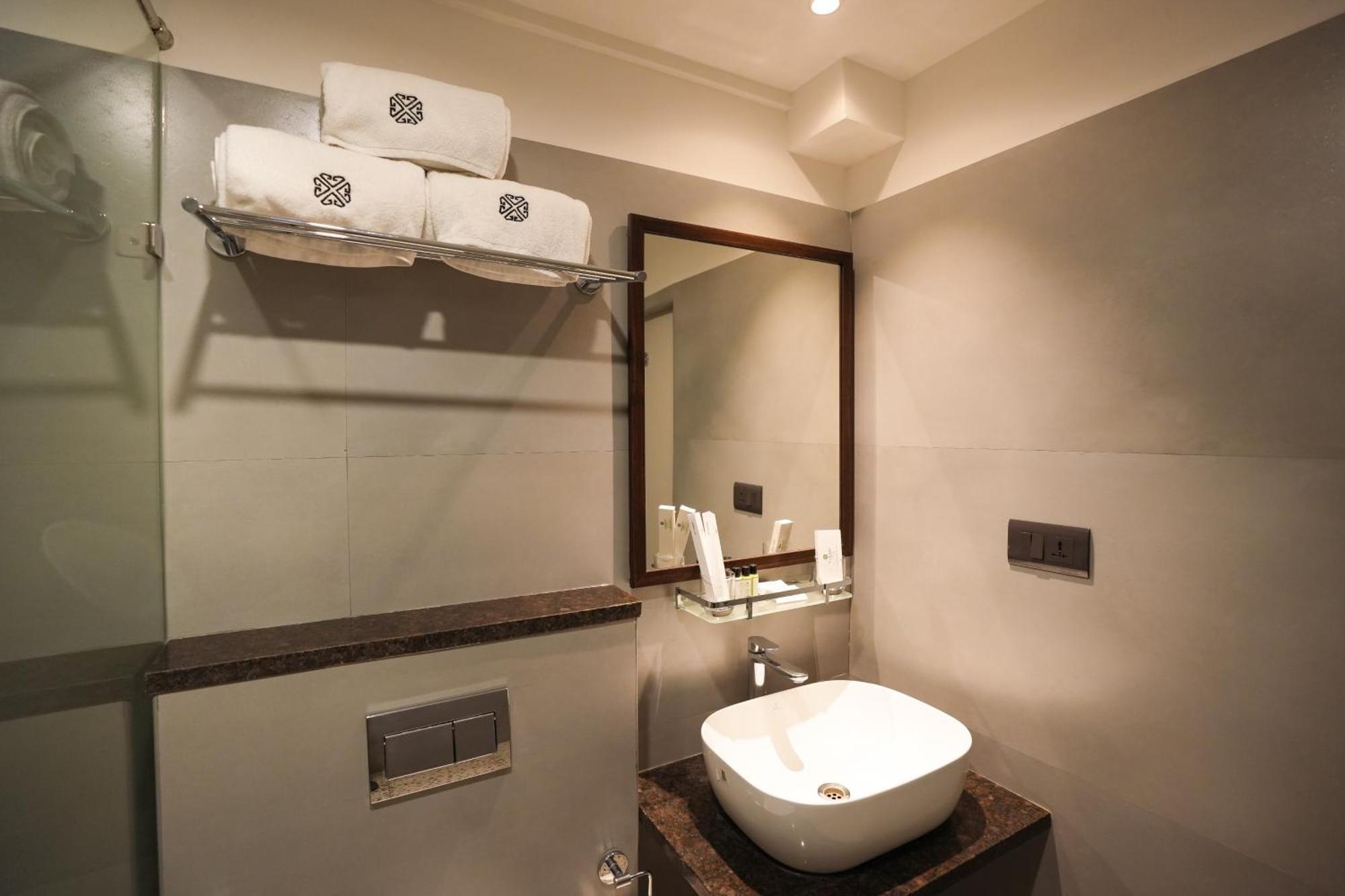 Vaishnavi Residency Hotel Bangalore Exterior foto