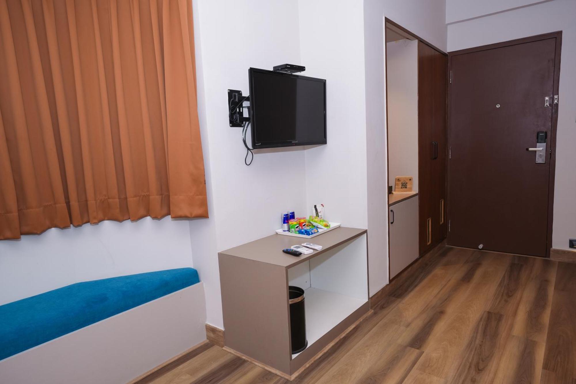 Vaishnavi Residency Hotel Bangalore Exterior foto